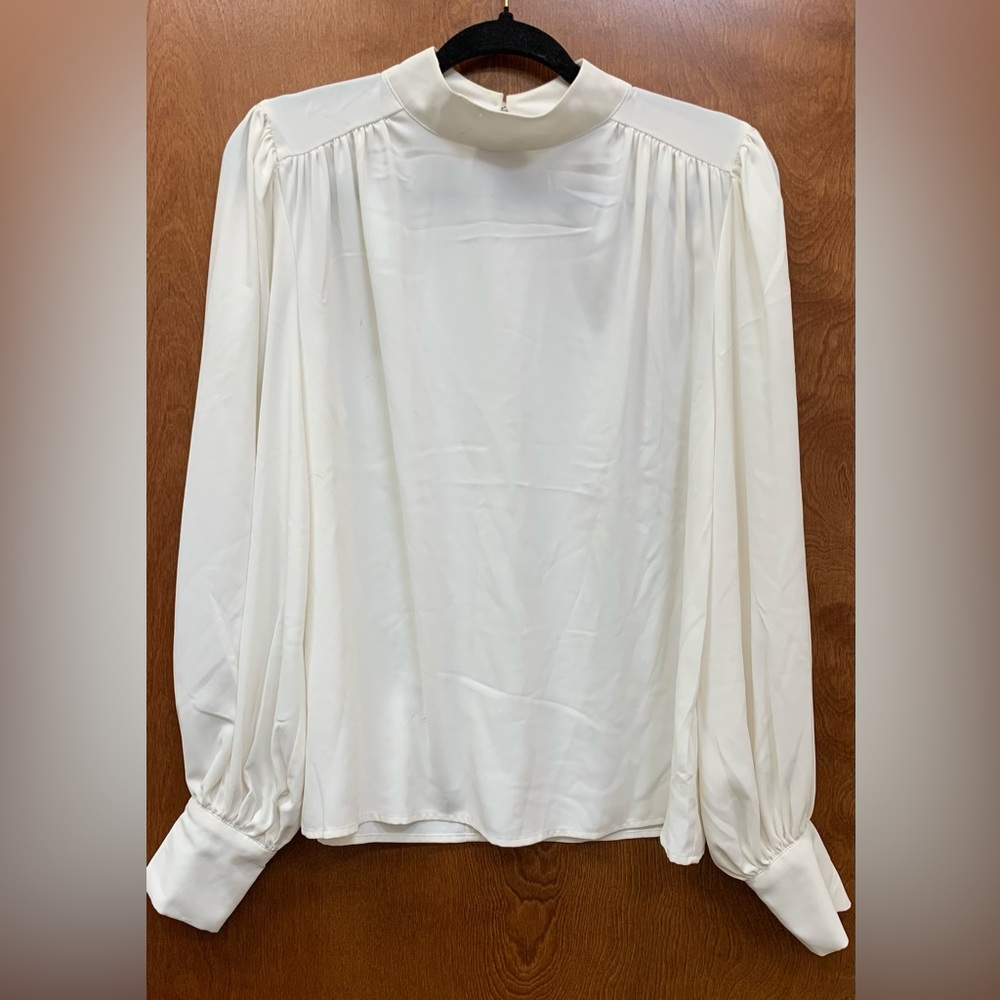 Express peasant sleeve blouse
